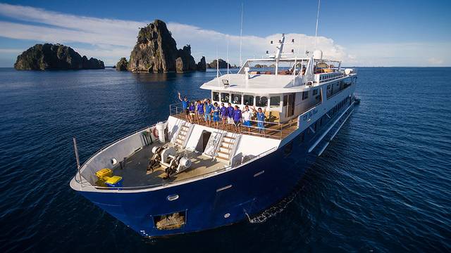 Blue Manta Liveaboard