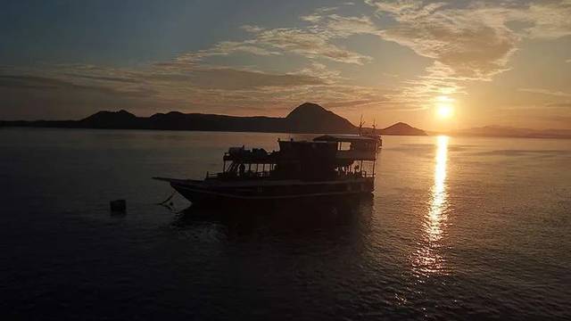 Nusantara Liveaboard