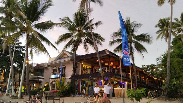 Seaquest Dive Center