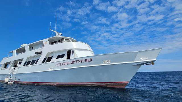 Atlantis Dive Resorts and Liveaboard - Dumaguete