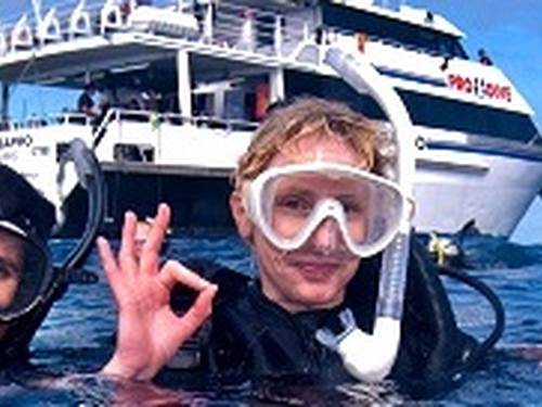 E.B COUSTO DIVE CENTER