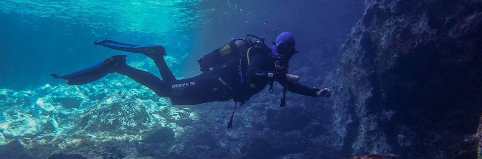 Athina diving center
