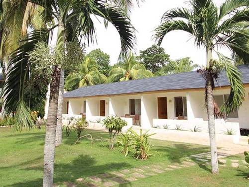 Blue Water Dive Resort