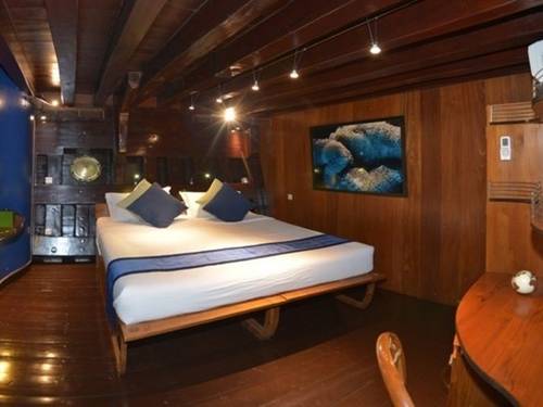 Dewi Nusantara Liveaboard Indonesia