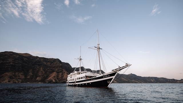 Aliikai Liveaboard