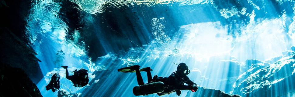 Aqua Blue Dive