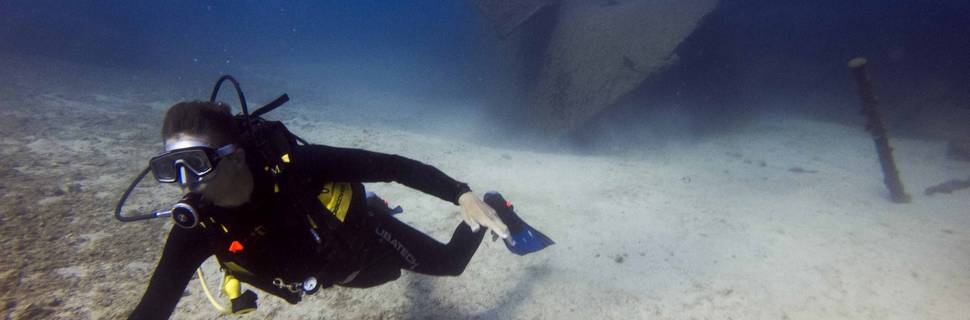 Dive With Me Athens