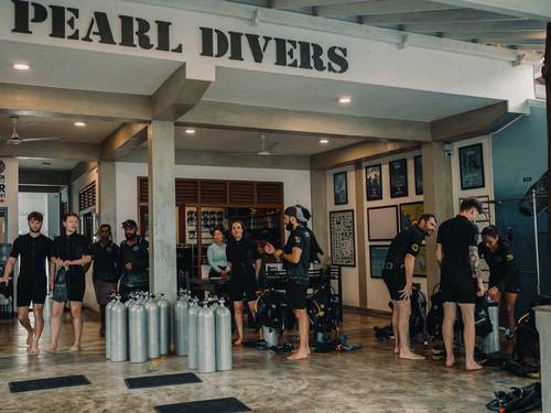 Pearl Divers PADI Dive Center Unawatuna