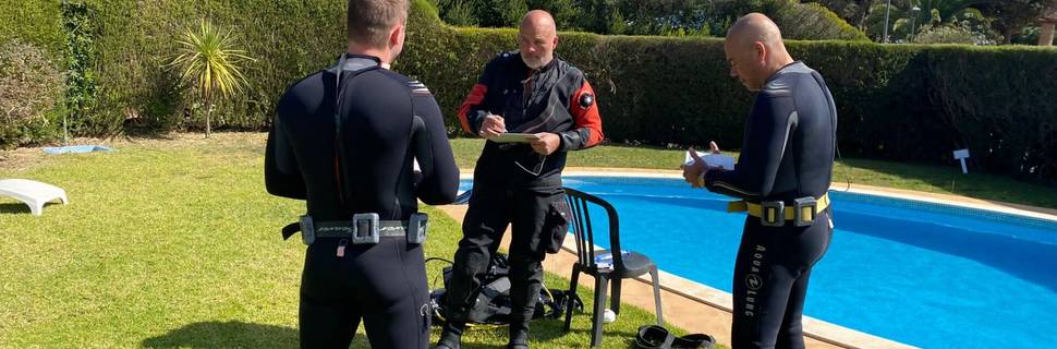 Easy Diving