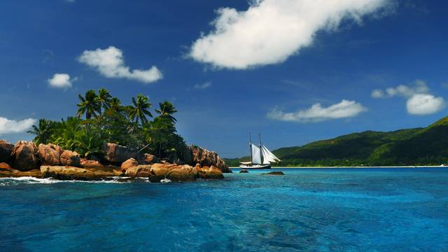 Silhouette Cruises Ltd