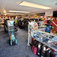 Discover Diving Dive Center