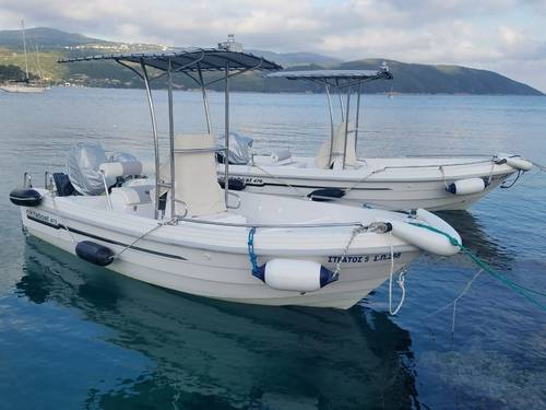 Pilos Dive Center