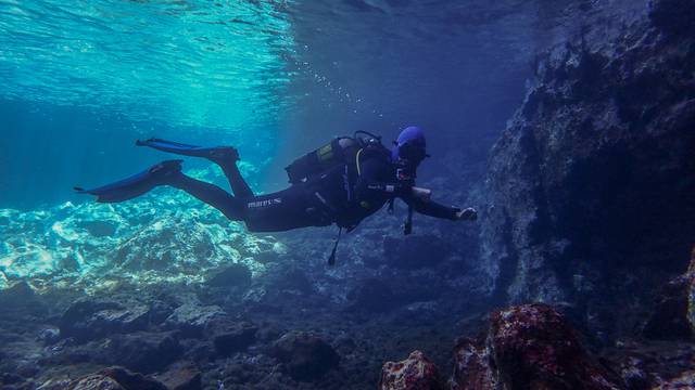 Athina diving center