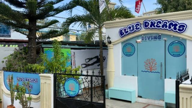 Blue Dreams Diving