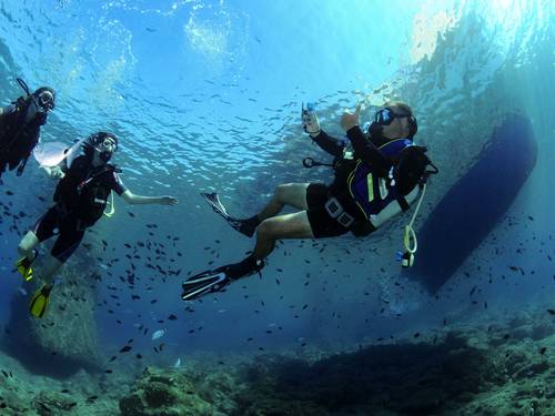 Blue World Diving Center