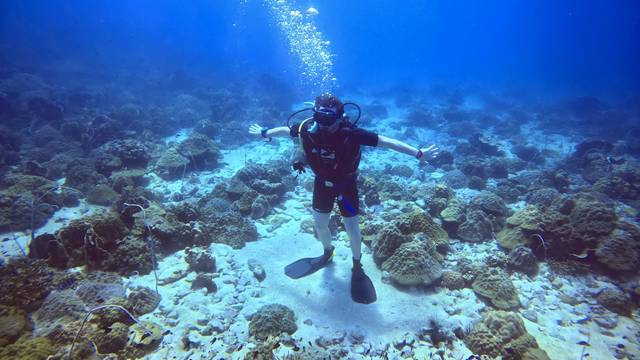 Koh Chang Divers - 5 Star PADI Dive Center