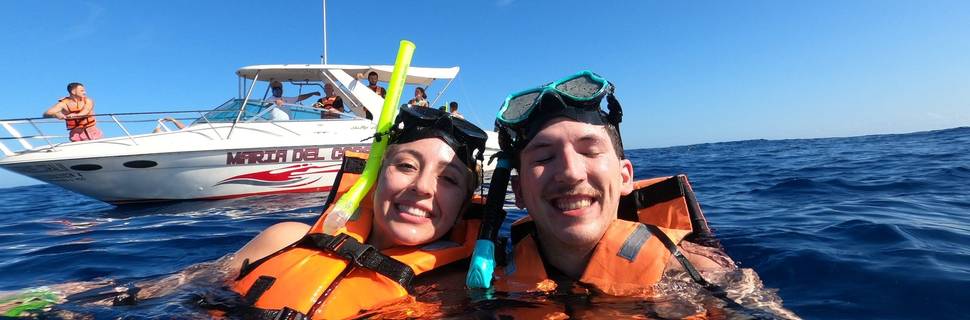 DC Explorer Snorkeling in Isla Mujeres and swim with Whale sharks