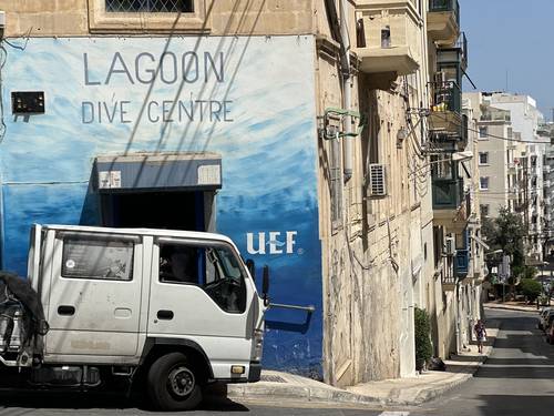 Lagoon Dive Center