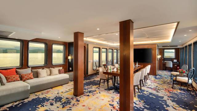 Trans Luxury Yacht Liveaboard