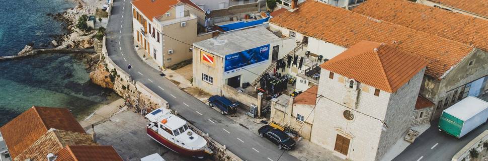 Issa Diving Center - island Vis - Komiza