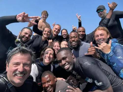 Spanish Dancer Divers