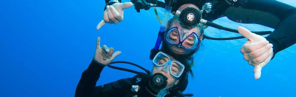 Mandel Diving Center