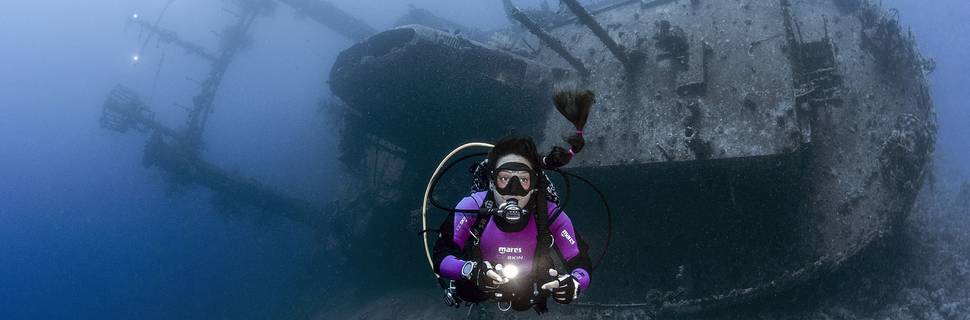 Deep Blue Dive Center | PADI Eco Center | Tala Bay Resort