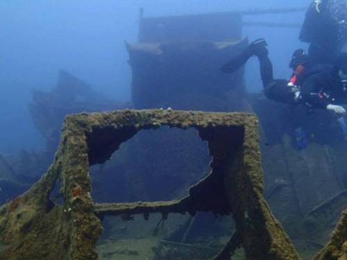 Navy's Waterworld Dive Center