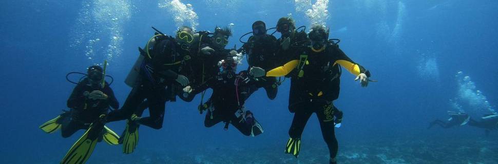WATER WORLD FIVE STAR IDC DIVING RESORT