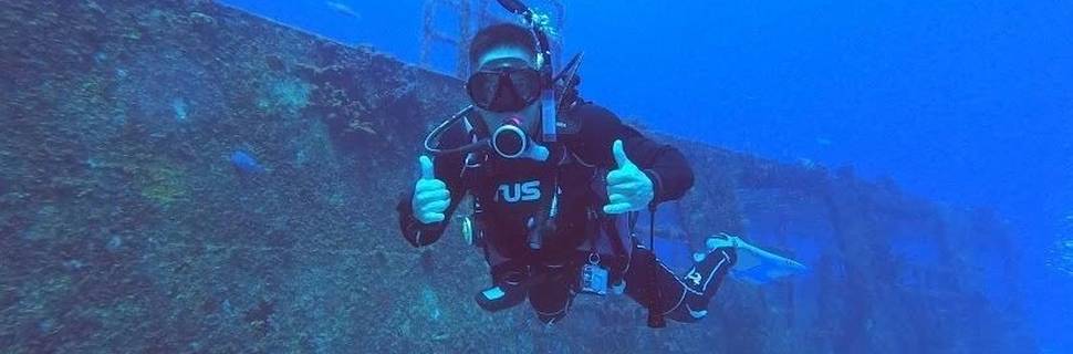 Blue Aquatics Divers
