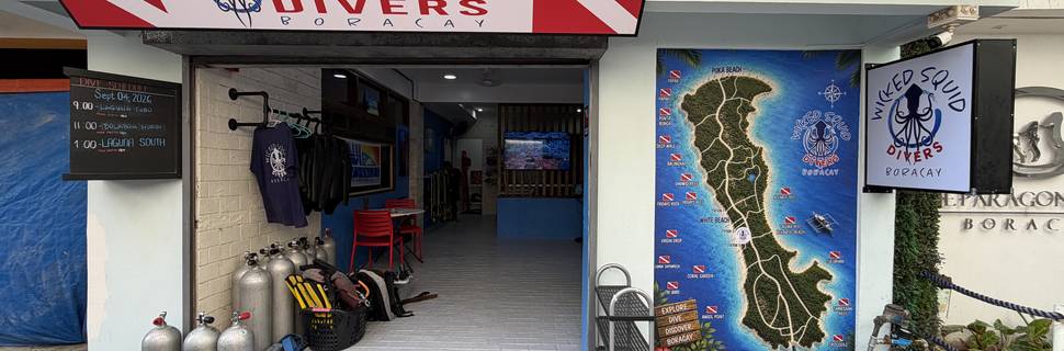 Wicked Squid Divers - Boracay