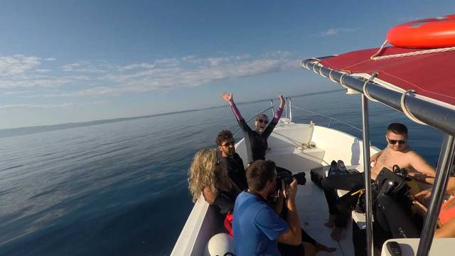 Open sea diving center