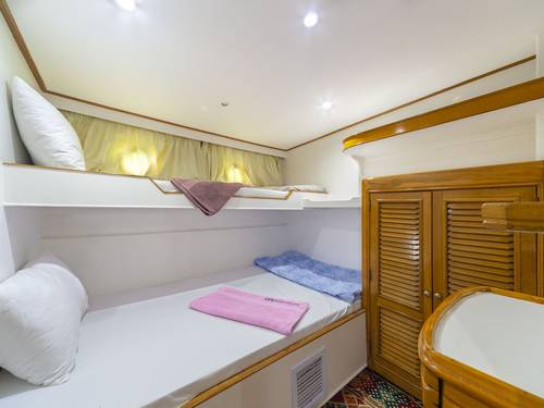 Amelie Liveaboard