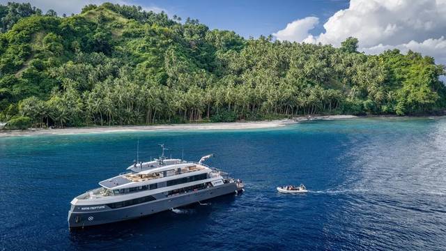 Neptune Liveaboards Indonesia
